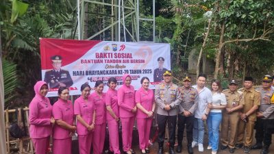 Polres Jember dan Bhayangkari Berikan Bantuan Air Bersih, Santunan Anak Yatim dan Kaum Dhuafa di Dusun Rageng dalam Rangka HUT Bhayangkara ke-79