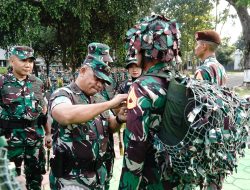 Penyematan Brevet Latihan Widya Yudha dan Menembak Taruna Tingkat III Akmil