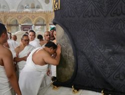 Presiden RI Prabowo Subianto Melaksanakan Ibadah Umroh