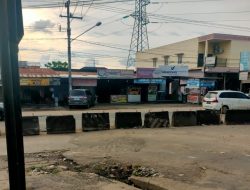 Dampak Pembangunan Pembatas Jalan Nusantara di Ogan Ilir,UMKM Menjerit  Perekonomian Terganggu