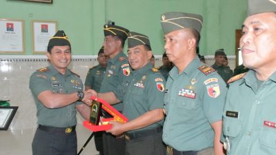 Komandan Kodim 0822 Pimpin Upacara Purna Wira dan Sertijab: Tugas Boleh Berakhir, Pengabdian Tak Pernah Usai