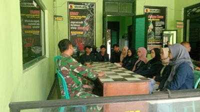 Mahasiswa KKN UIN KHAS Jember Kunjungi Koramil 04 Tenggarang, Pererat Sinergi TNI-Pendidikan