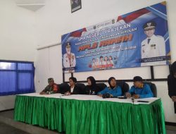 Tegas dan Menginspirasi! Babinsa Dampingi 180 Siswa Baru SMA Negeri 1 Prajekan dalam Pra-MPLS