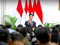 Mas Wapres Gibran Rakabuming Memberikan Pembekalan