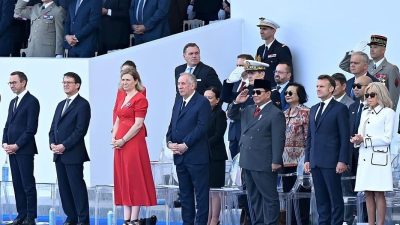 Presiden Prabowo Subianto menghadiri Parade Militer Bastille Day 2025 di Place de la Concorde Paris