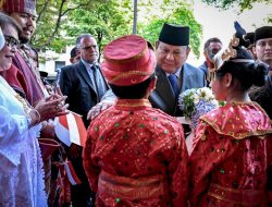 Prabowo Subianto tiba di Paris memenuhi undangan tamu kehormatan