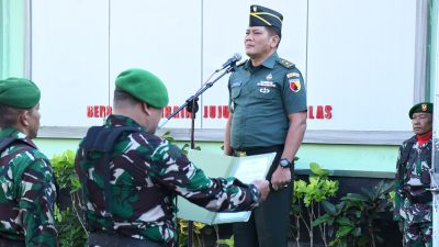 Kasdim 0822 Pimpin Upacara Bendera 17-an Tekankan Integritas dan Peran Strategis TNI AD