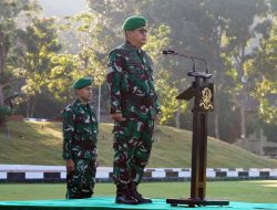 Dirum Akmil Pimpin Upacara Bendera di Akademi Militer
