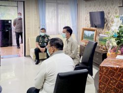 Wapres Gibran Menjenguk Presiden RI ke-6 di RSPAD Gatot Soebroto