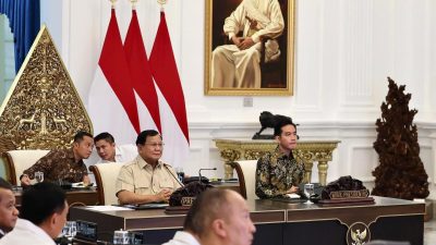 Presiden Prabowo Subianto Memimpin Rapat Terbatas Membahas KEK