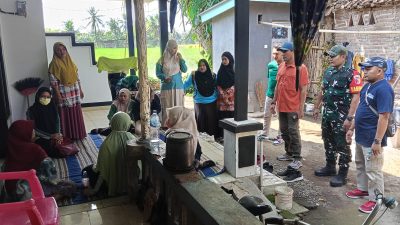 Ditengah Ancaman Leptospirosis, Babinsa Koramil Klabang Berdiri di Garda Terdepan