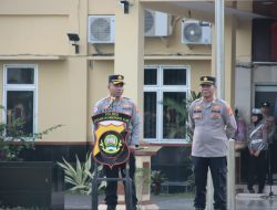 Suasana Haru Iringi Apel Pelepasan Purna Bakti AKP Dwiruddin di Polres OKI