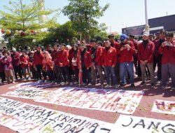 Bupati Sidoarjo Apresiasi Komitmen PC IMM Sidoarjo Tidak Anarkis Gelar Aksi Damai