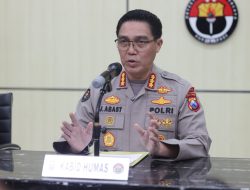 Puluhan Personel Polri Terluka Saat Amankan Aksi Anarkis di Jawa Timur 18 Diantaranya Jalani Rawat Inap