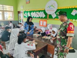 Babinsa 0822 Dampingi Distribusi 3.776 Paket Makanan Bergizi Gratis di Bondowoso