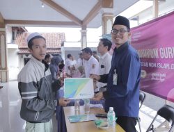 Bupati Fawait Resmi Salurkan Honorarium Guru Ngaji Tahun 2025