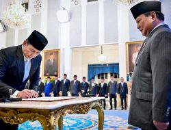 Presiden RI Melaksanakan Pelantikan Pejabat di Istana Negara Jakarta