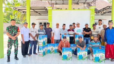 Sinergi TNI-Polri dan Pemdes, 17 Petani Gayam Lor Terima Bantuan Alat Semprot Elektrik