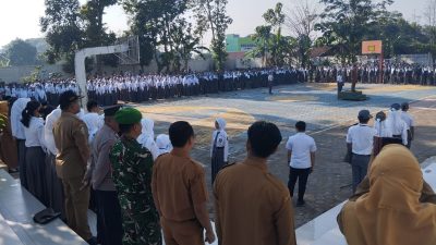Sinergi Tiga Pilar Badean, Babinsa Tanamkan Semangat Nasionalisme di Sekolah