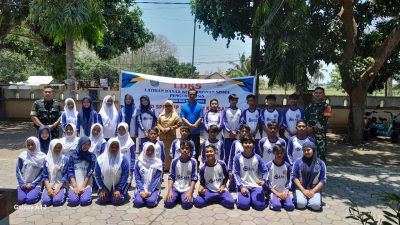 Lewat LDKS, Babinsa Didik Siswa SMPN 1 Klabang Jadi Pemimpin Berkarakter dan Disiplin