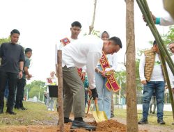 Penanaman 300 Pohon Tabebuya Warnai Peringatan HUT ke-80 Kabupaten OKI