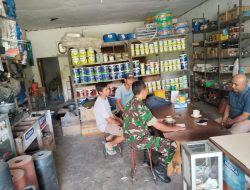 Pererat Silaturahmi, Babinsa Kodim 0822 Laksanakan Anjangsana dan Komsos Bersama Tokoh Masyarakat