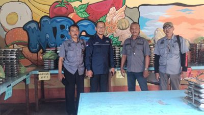 SMA Negeri 1 Tapen Mendukung Program Makan Bergizi Gratis