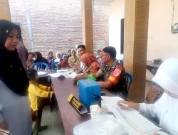 Babinsa Dampingi Posyandu ILP di Desa Leprak, Wujud Nyata Kepedulian TNI terhadap Kesehatan Masyarakat