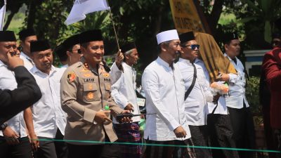 Kapolres Probolinggo Sampaikan Terima Kasih, Aksi Damai Ribuan Santri di Kantor DPRD Berlangsung Tertib