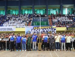 Kapolresta Banyuwangi Buka Kejurprov Bola Voli U-19 Jawa Timur 2025 di GOR Tawang Alun