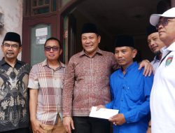 Bupati Subandi Serahkan Santunan Senilai 10 Juta Untuk Korban Tragedi Pondok Al Khoziny Buduran