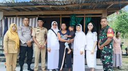 Babinsa 0822 dampingi tim nakes Puskesmas Prajekan beri pendampingan anak penderita tumor mata di Desa Bandilan Bondowoso