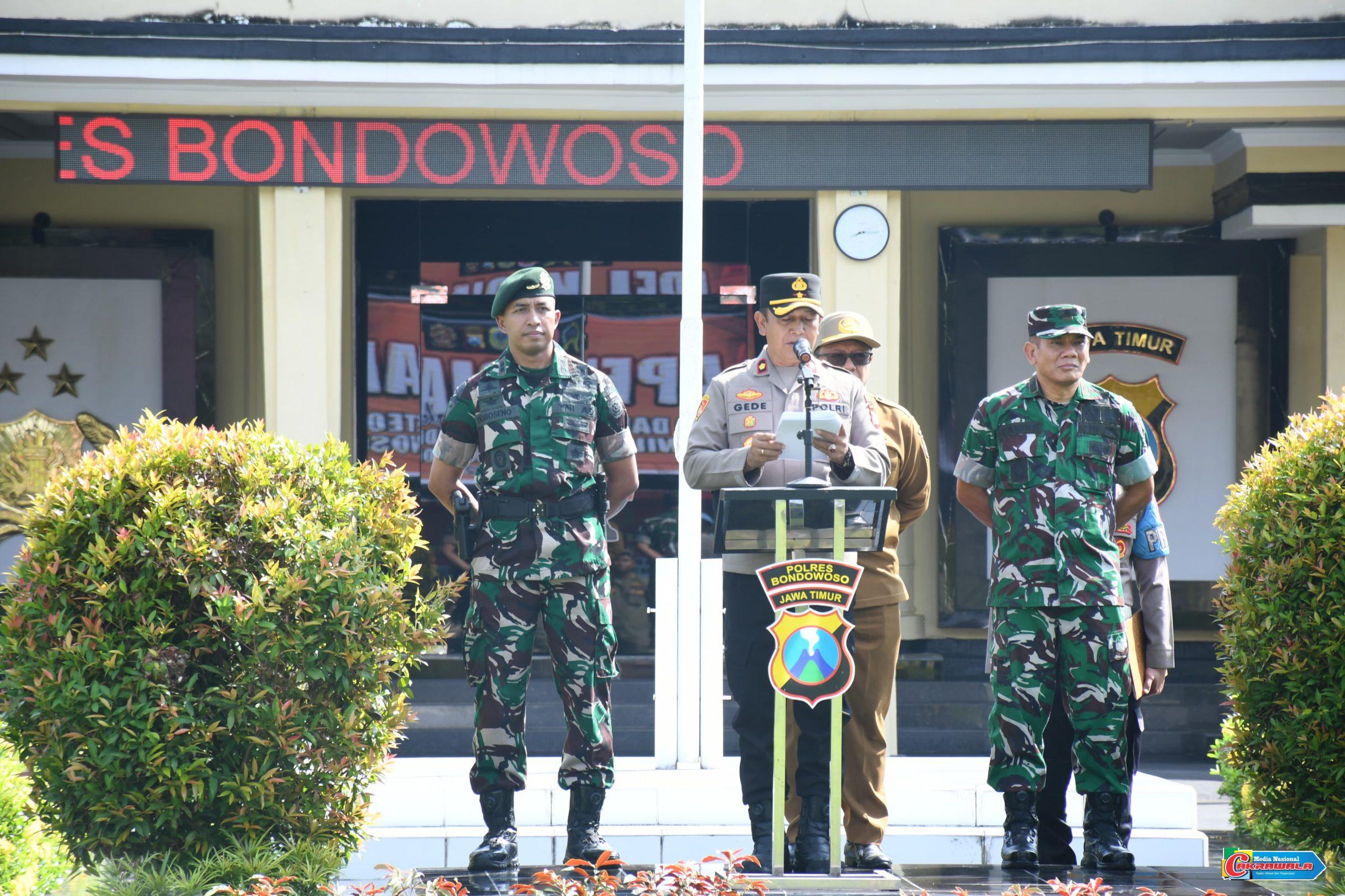 Kasdim 0822 Bondowoso hadiri apel kesiapsiagaan tanggap darurat bencana hidrometeorologi bersama Forkopimda di Mapolres Bondowoso.