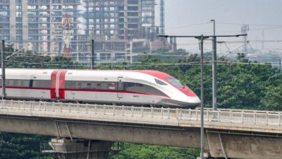 Melanjutkan Kereta Cepat Sampai Surabaya Adalah Kewajiban Nasional