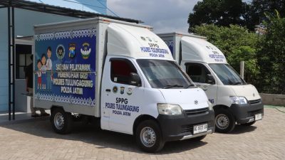 SPPG Polres Tulungagung menerima Sertifikat Laik Higiene Sanitasi dari Dinas Kesehatan untuk dukung Program Makan Bergizi Gratis