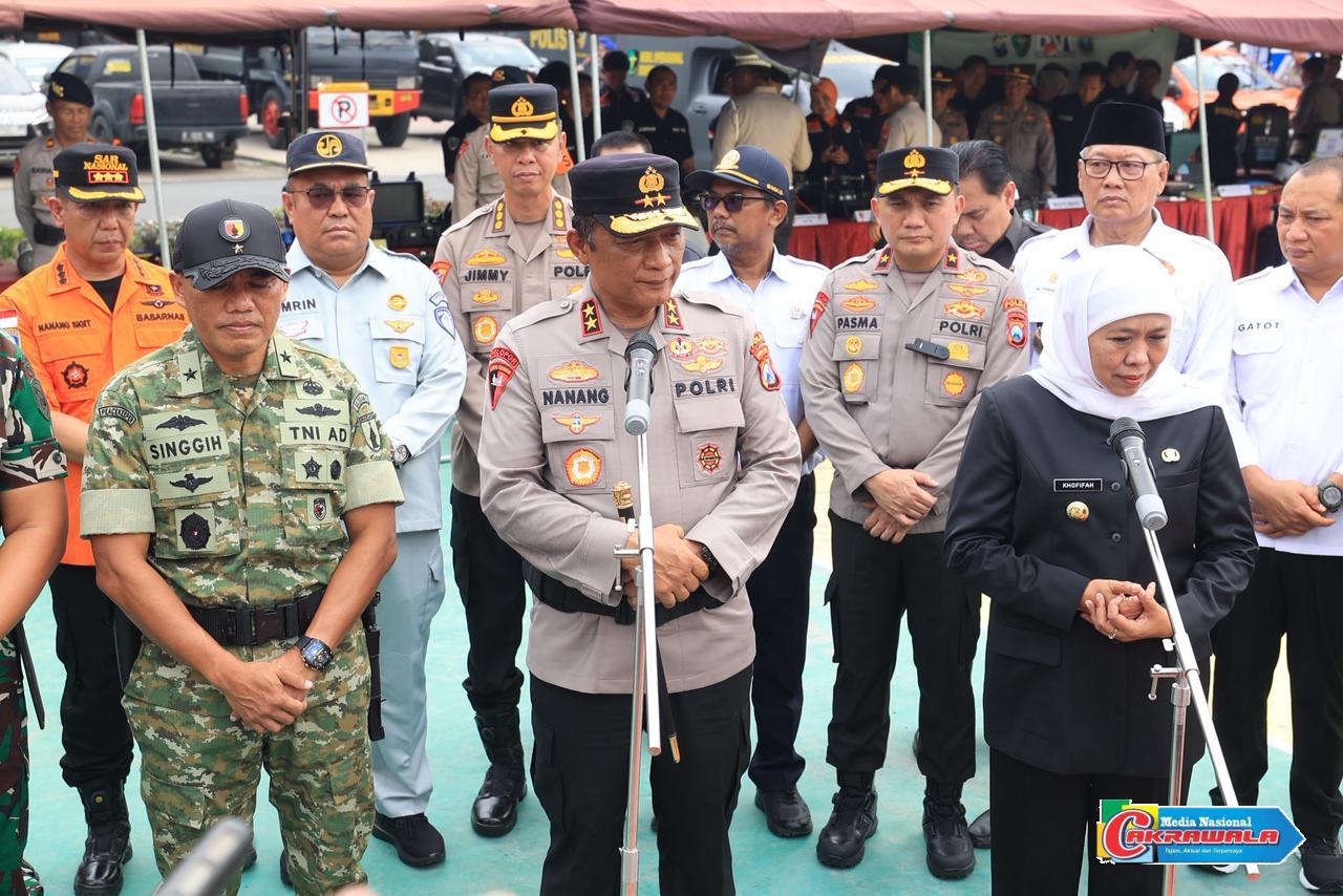 Polda Jatim dan Forkopimda Jawa Timur gelar apel siaga bencana serentak di Mapolda Jatim untuk hadapi cuaca ekstrem.