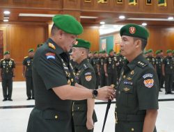 Gubernur Akademi Militer Pimpin Sertijab  dan Tradisi Warga Akmil