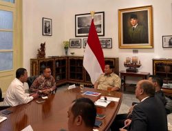 Presiden RI Prabowo Subianto Rapat Bersama Wakil Ketua DPR RI dan Beberapa Menteri
