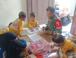 Bukan Sekadar Tugas! Babinsa Petung Bikin Anak PAUD Semangat Belajar