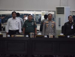 Kasdim 0822 Hadiri Rapat Paripurna, Tegaskan Dukungan TNI terhadap Pembangunan Bondowoso