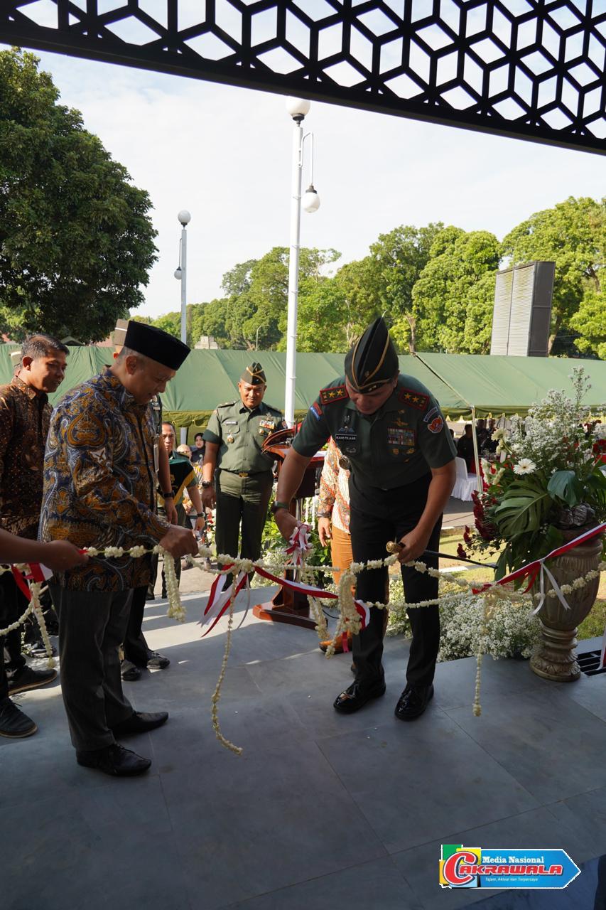 Gubernur Akmil meresmikan Rumah Jaga Kesatrian hasil renovasi bersama BNI di Magelang