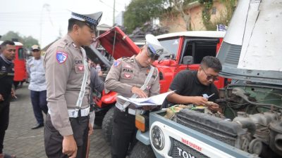 Polres Pasuruan Tingkatkan Kepedulian Keselamatan Berkat Sosialisasi Ops Zebra Semeru 2025