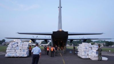 Kemenko Polkam Kirim Bantuan Kemanusiaan bagi Korban Bencana di Aceh