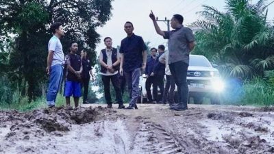 Jalan Poros Rusak, Bupati OKI Koordinasi dengan Perusahaan untuk Jalur Alternatif