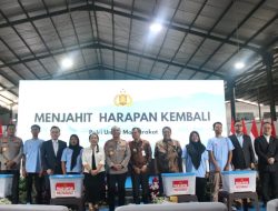 Wakapolri Bagikan Sembako ke Ribuan Buruh, Wujud Kepedulian Polri di Sektor Industri Dalam Negeri
