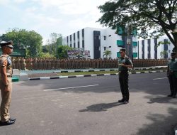 Gubernur Akmil Pimpin Laporan Pemberangkatan Cuti Natal dan Tahun Baru Taruna TP 2025/2026