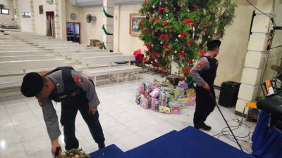 Polres Bondowoso laksanakan sterilisasi dan pengamanan gereja guna ciptakan rasa aman perayaan Natal