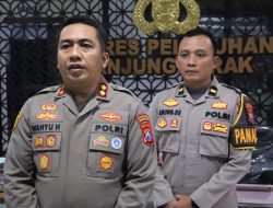 Polres Pelabuhan Tanjungperak Larang Nyalakan Kembang Api dan Petasan saat Malam Tahun Baru