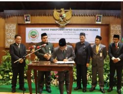 DPRD Blora Ketok Palu Dua Raperda