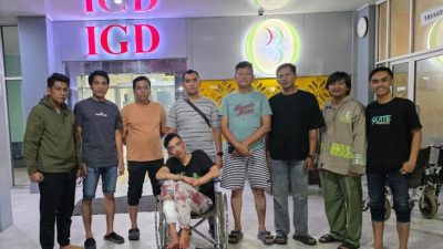 Satlantas Polres Jember Terjunkan Personel Dampingi Warga di Samsat